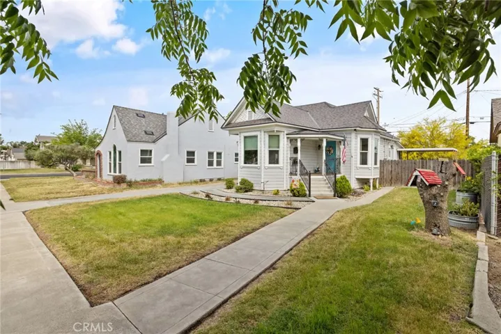 124 W Florinda, Hanford, California 93230