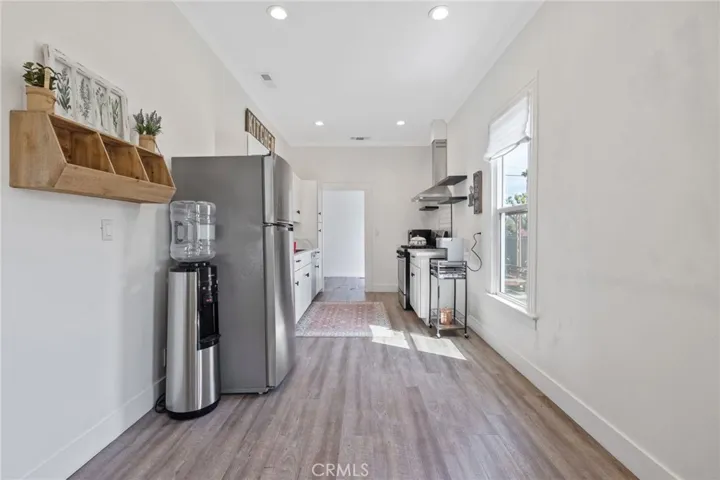 124 W Florinda, Hanford, California 93230