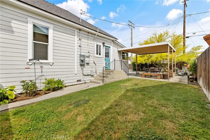 124 W Florinda, Hanford, California 93230