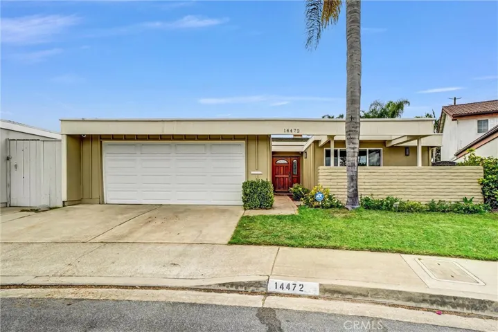 14472 Birmingham, Tustin, California 92780