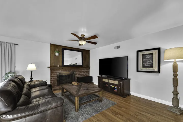 263 Castilian Ave-29