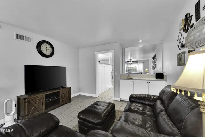 263 Castilian Ave-10