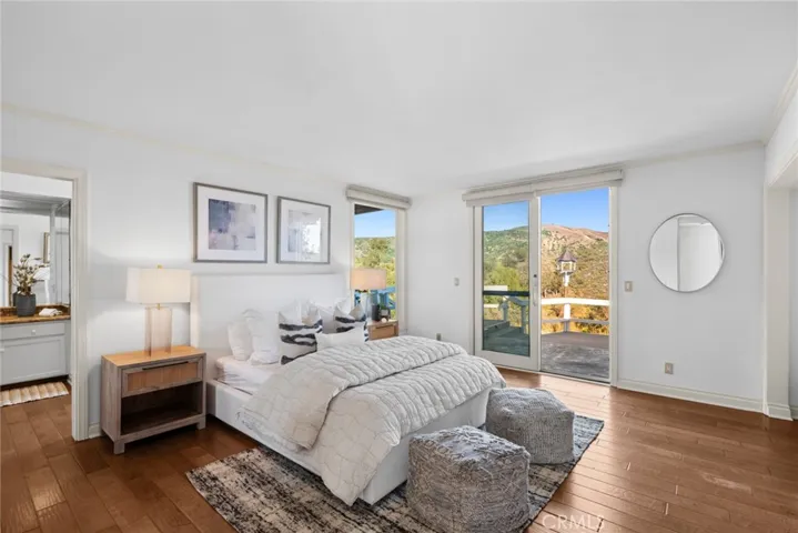 10392 Mira Vista, North Tustin, California 92705