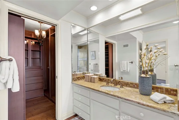 10392 Mira Vista, North Tustin, California 92705