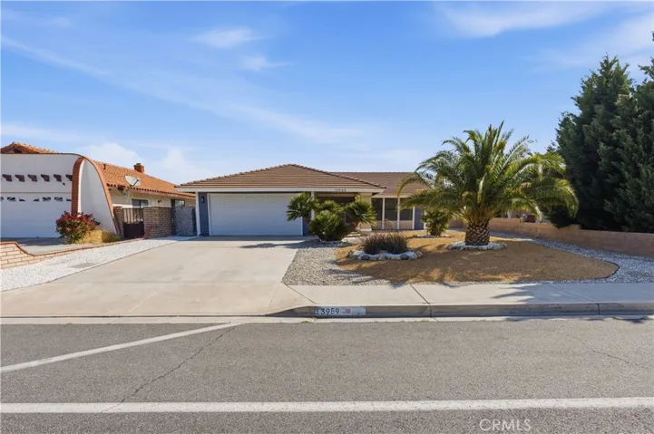 13959 Driftwood, Victorville, California 92395