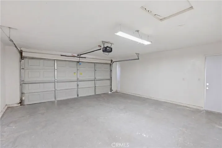 13959 Driftwood, Victorville, California 92395