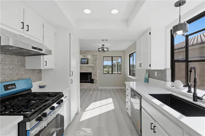 13959 Driftwood, Victorville, California 92395