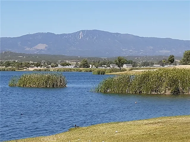 HOA Amenities Lake views