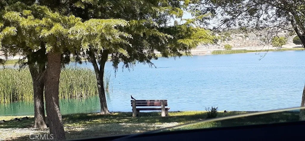 HOA Amenities Sit on Bench and enjoy nature