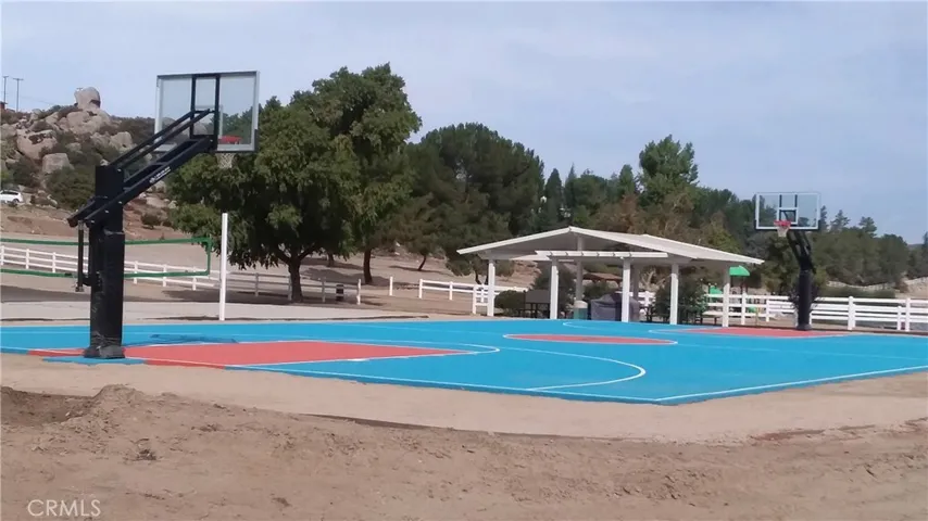 HOA Amenities Volley and Basket Ball Courts