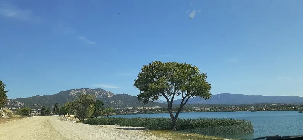 HOA Amenities Beautiful Lake and Mountain Views