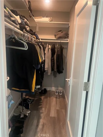 Walkin Closet of master bedroom