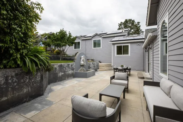 1901 Quail Meadow Road, Los Altos, California 94024
