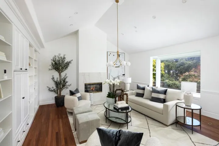 1901 Quail Meadow Road, Los Altos, California 94024