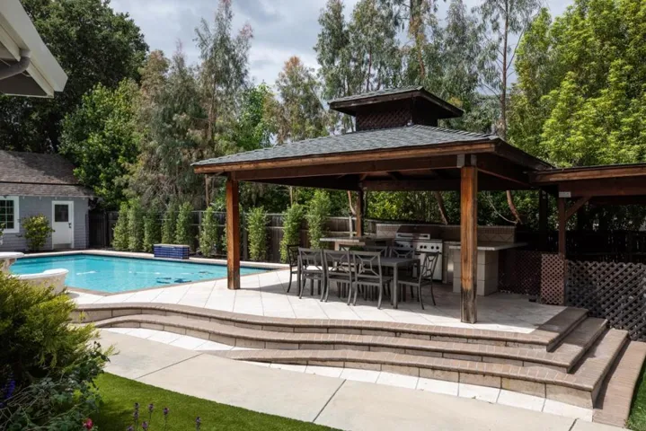 1901 Quail Meadow Road, Los Altos, California 94024
