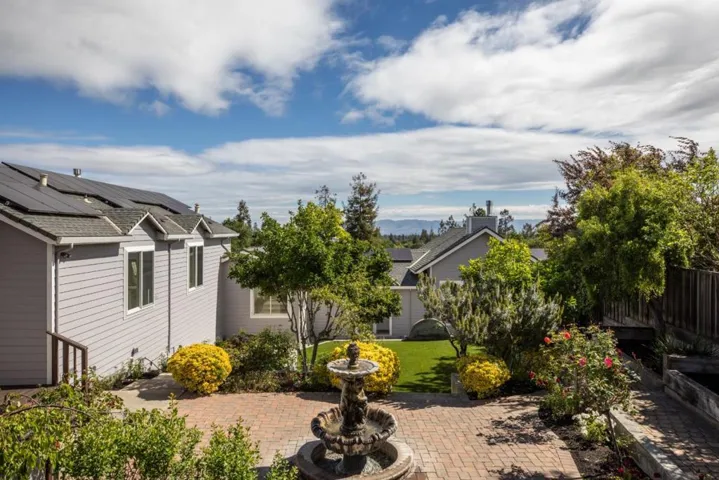 1901 Quail Meadow Road, Los Altos, California 94024