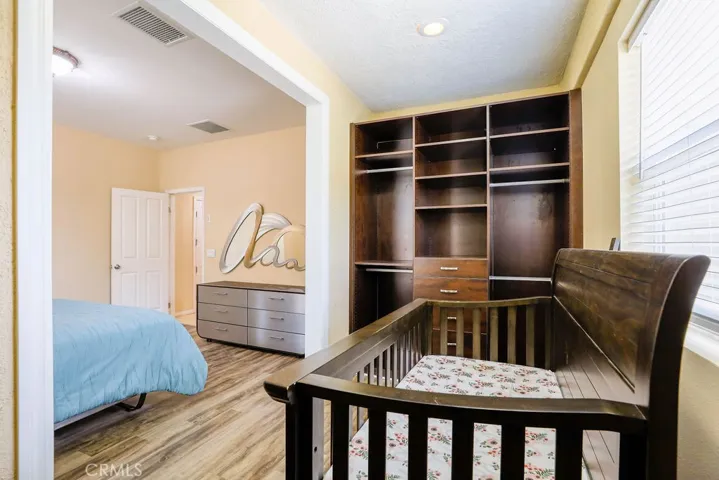 6877 Thistle Street, Eastvale, California 92880