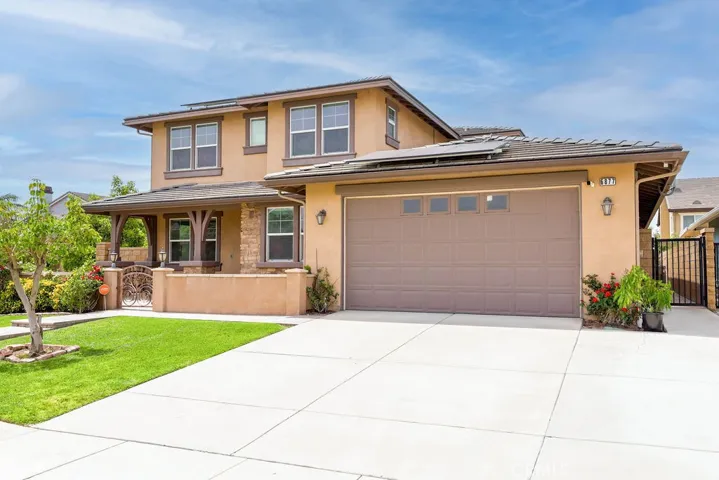 6877 Thistle Street, Eastvale, California 92880