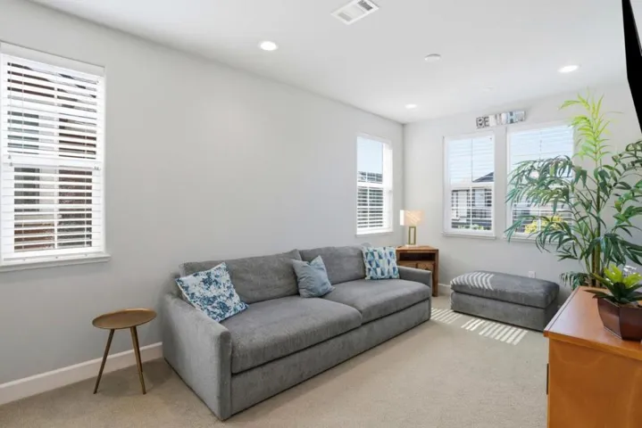 271 10th Street, Marina, California 93933