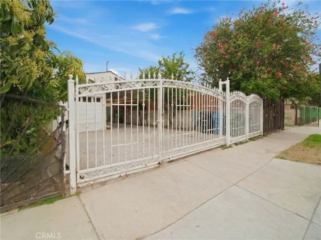 2141 E Oris Street, Compton, California 90222