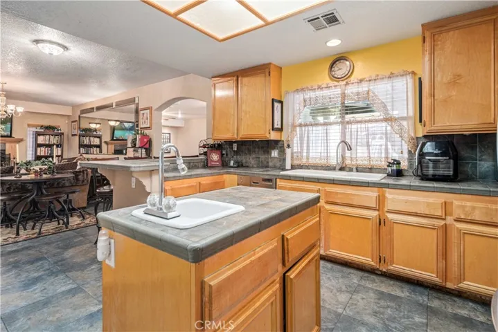 4034 Via Constance, Lancaster, California 93536
