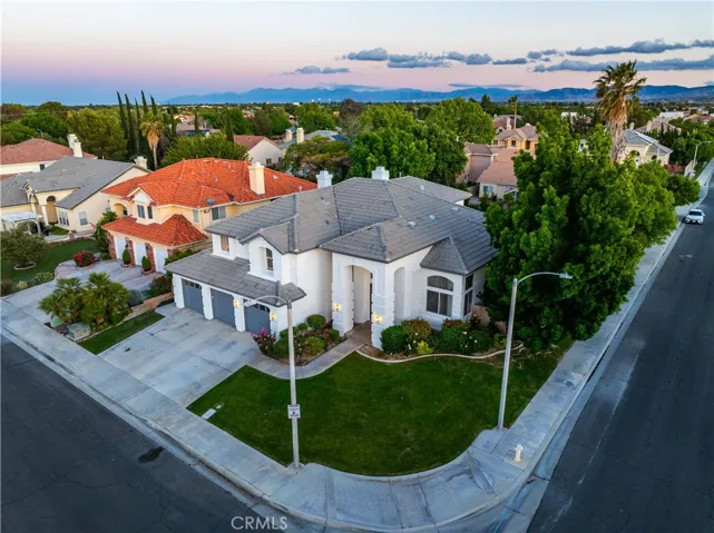 4034 Via Constance, Lancaster, California 93536