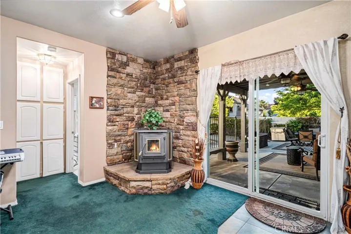4034 Via Constance, Lancaster, California 93536