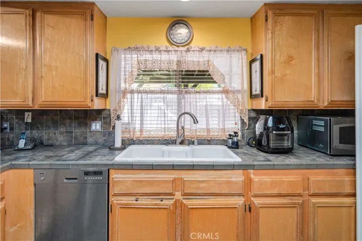 4034 Via Constance, Lancaster, California 93536