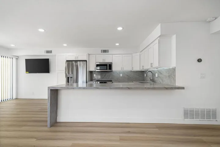 WATERFALL COUNTER TOP