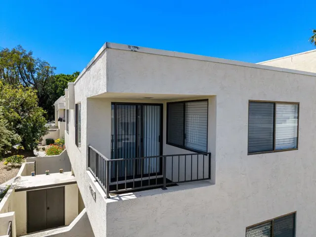 UPSTAIRS BALCONY W/VIEW
