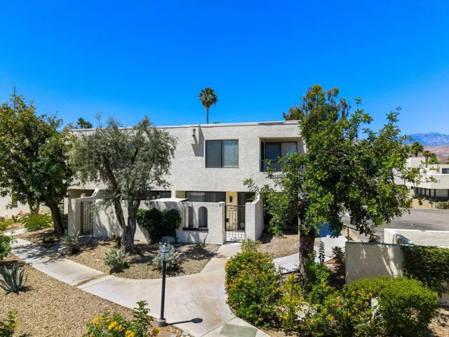 LOW HOA DUES