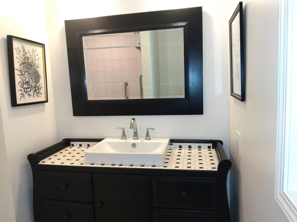 Beautiful updated guest bath