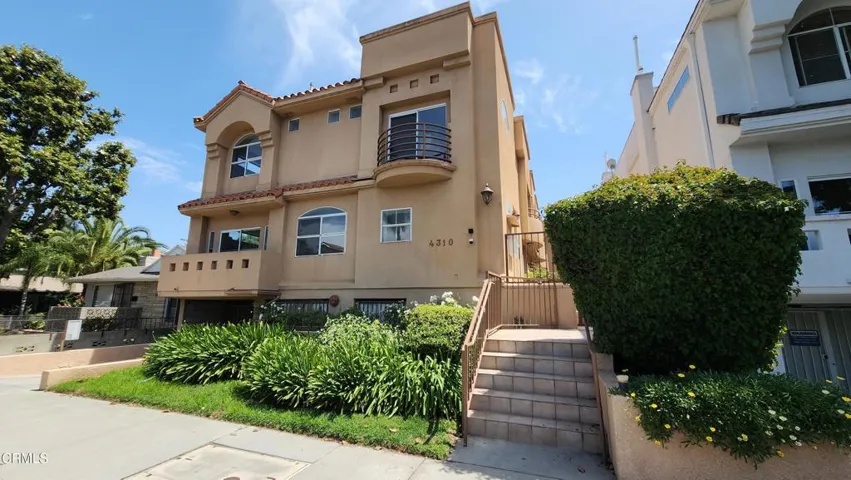 4310 Whitsett Unit 1 Studio City Robbyn
