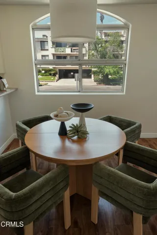 4310 Whitsett Unit 1 Studio City Robbyn