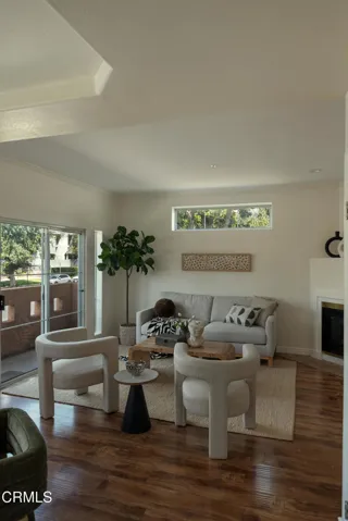 4310 Whitsett Unit 1 Studio City Robbyn