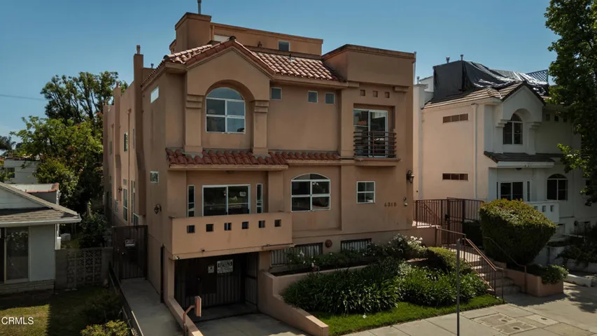 4310 Whitsett Unit 1 Studio City Robbyn