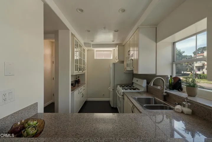 4310 Whitsett Unit 1 Studio City Robbyn