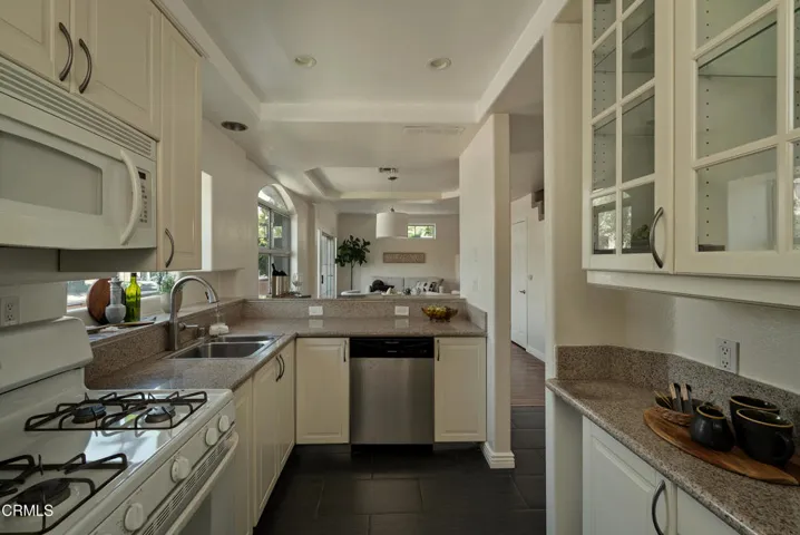 4310 Whitsett Unit 1 Studio City Robbyn