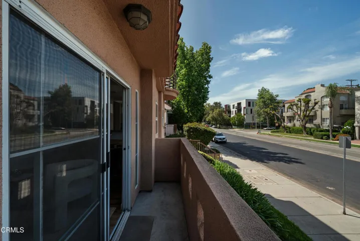 4310 Whitsett Unit 1 Studio City Robbyn