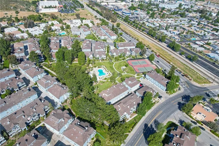 20305 Rue Crevier 585, Canyon Country, California 91351