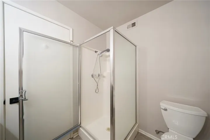 20305 Rue Crevier 585, Canyon Country, California 91351