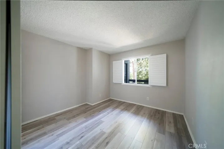20305 Rue Crevier 585, Canyon Country, California 91351