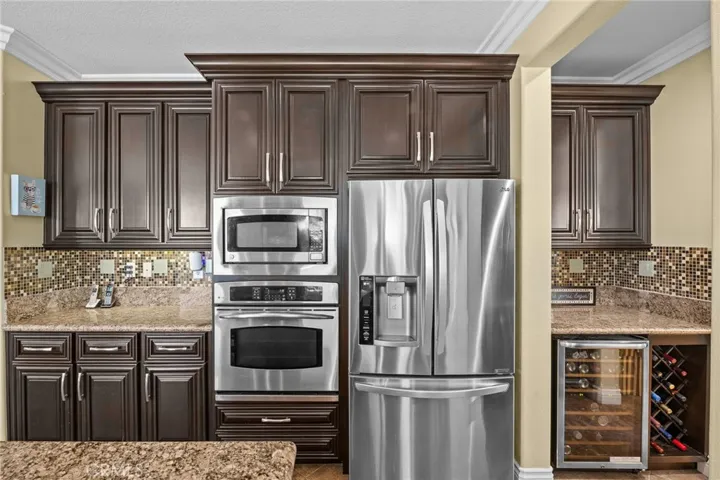 9509 Kings Court, Riverside, California 92508