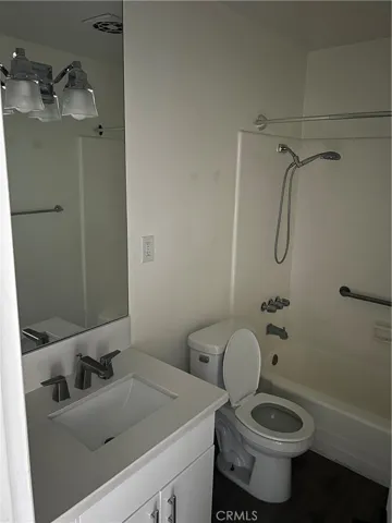 12128 Ramona, Hawthorne, California 90250