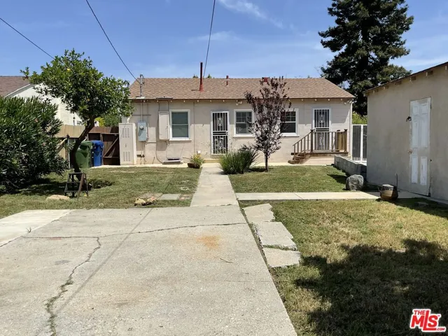 Rear Yard 3