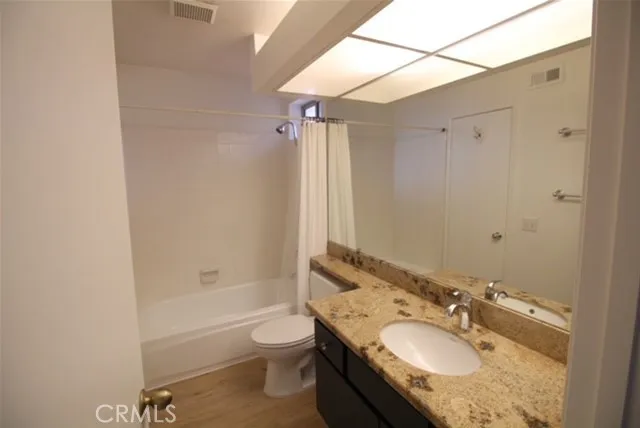 23930 Arroyo Park, Valencia, California 91355