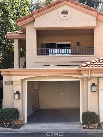 23930 Arroyo Park, Valencia, California 91355