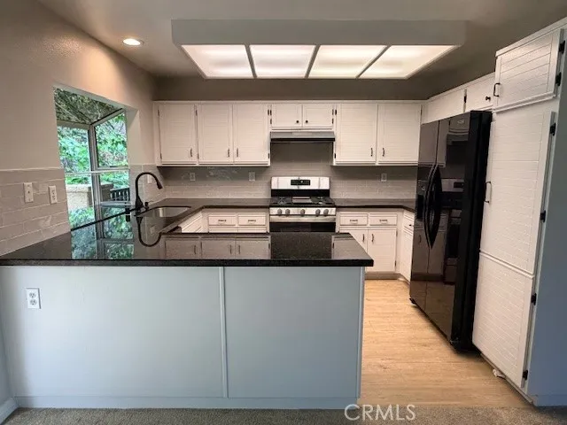 23930 Arroyo Park, Valencia, California 91355