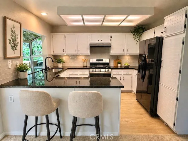 23930 Arroyo Park, Valencia, California 91355