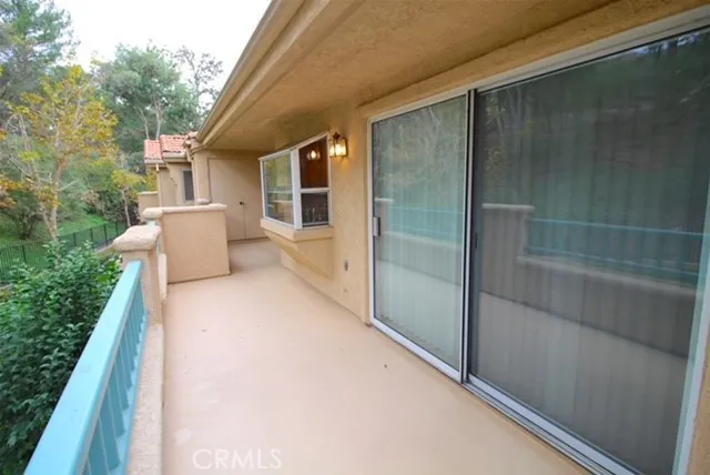 23930 Arroyo Park, Valencia, California 91355